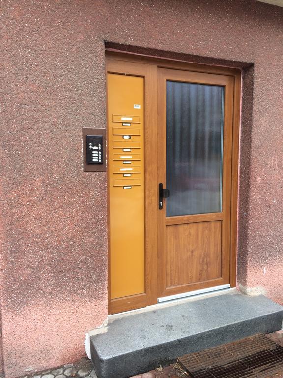 טרוטנוב Apartman Namesti Horniku מראה חיצוני תמונה